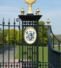 Traditional estate entrance gates by Topp and co
